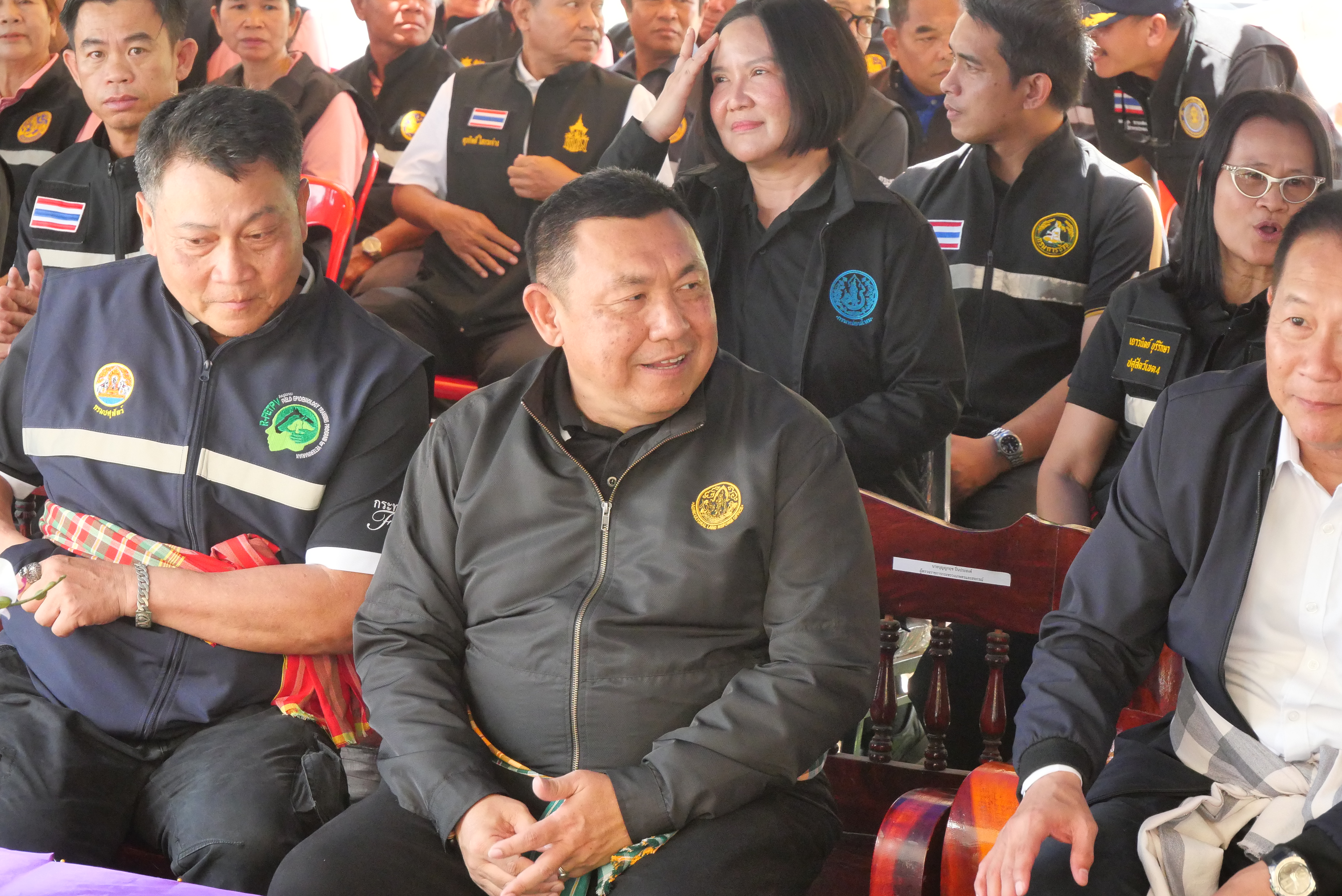 title - ส.ป.ก. ติดตามรัฐมนตรีช่วยว่าการกระทรวงเกษตรและสหกรณ์ (นายวัชระพล ขาวขำ) พร้อมคณะ ลงพื้นที่ตรวจราชการในพื้นที่จังหวัดกาฬสินธุ์ (จุดที่ 2) 